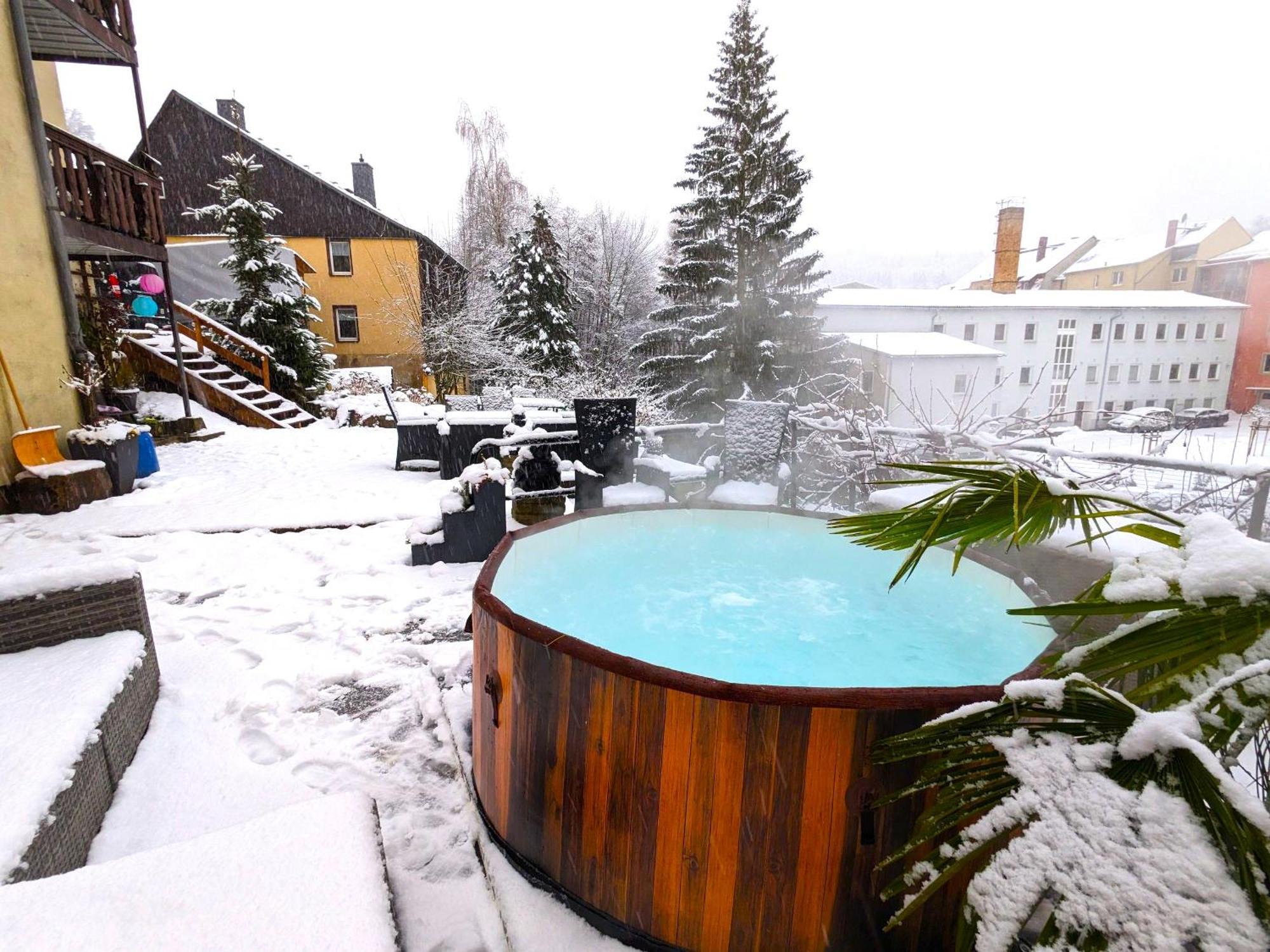 Hw2B - Urlaubsmagie - Wohlfuehlwohnung Mit Balkon, Pool, Sauna & Terrasse Sebnitz Extérieur photo