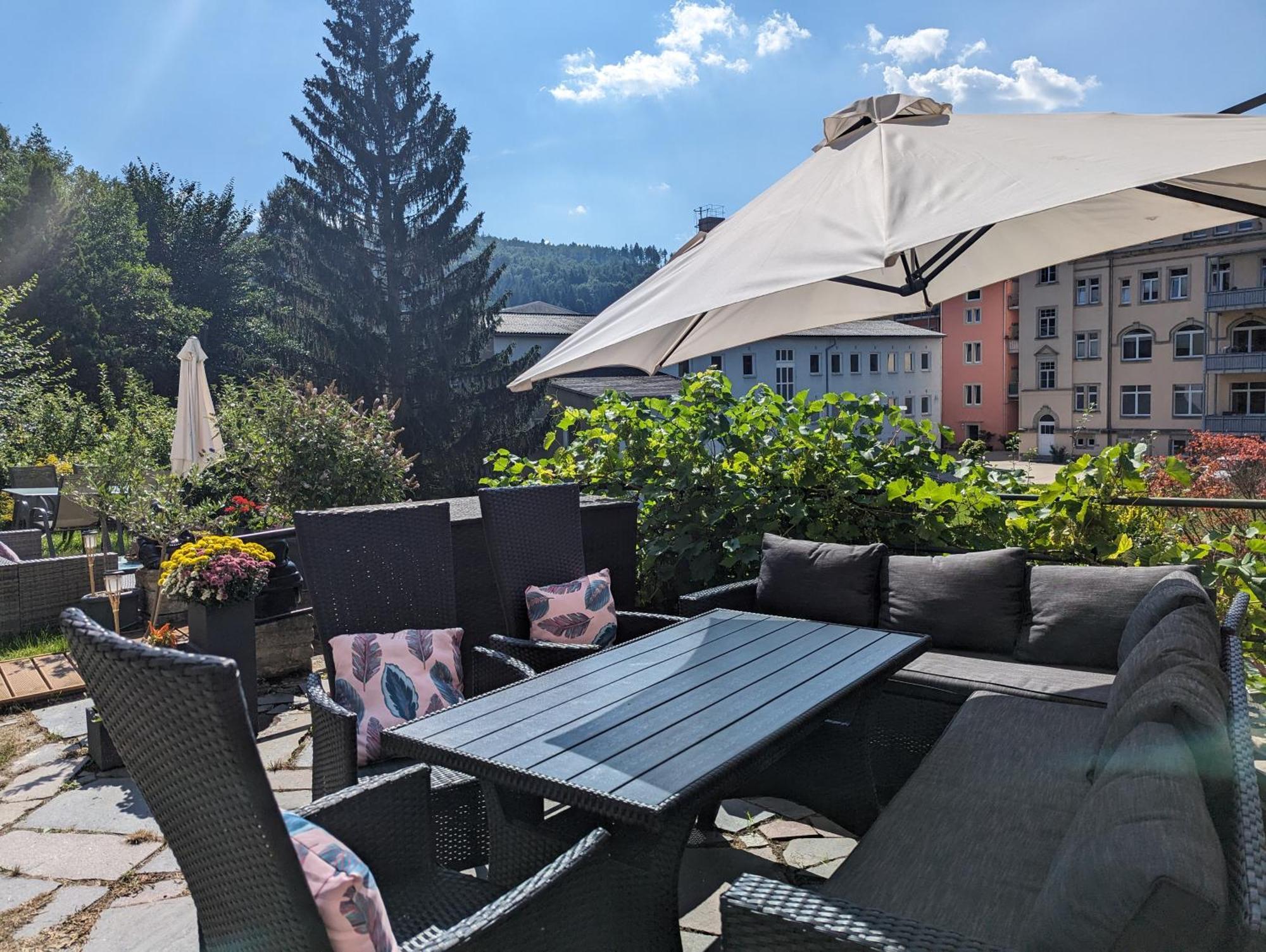 Hw2B - Urlaubsmagie - Wohlfuehlwohnung Mit Balkon, Pool, Sauna & Terrasse Sebnitz Extérieur photo