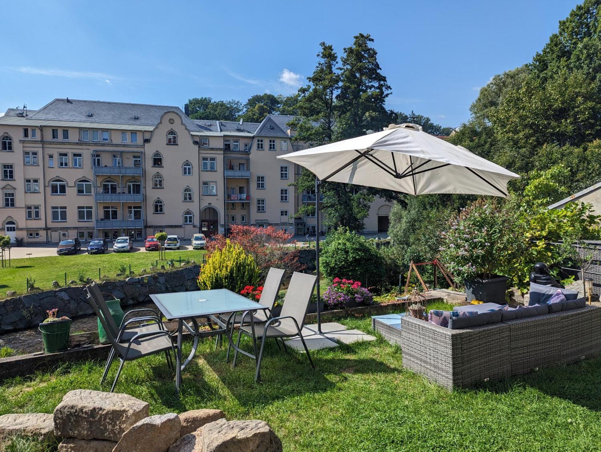 Hw2B - Urlaubsmagie - Wohlfuehlwohnung Mit Balkon, Pool, Sauna & Terrasse Sebnitz Extérieur photo