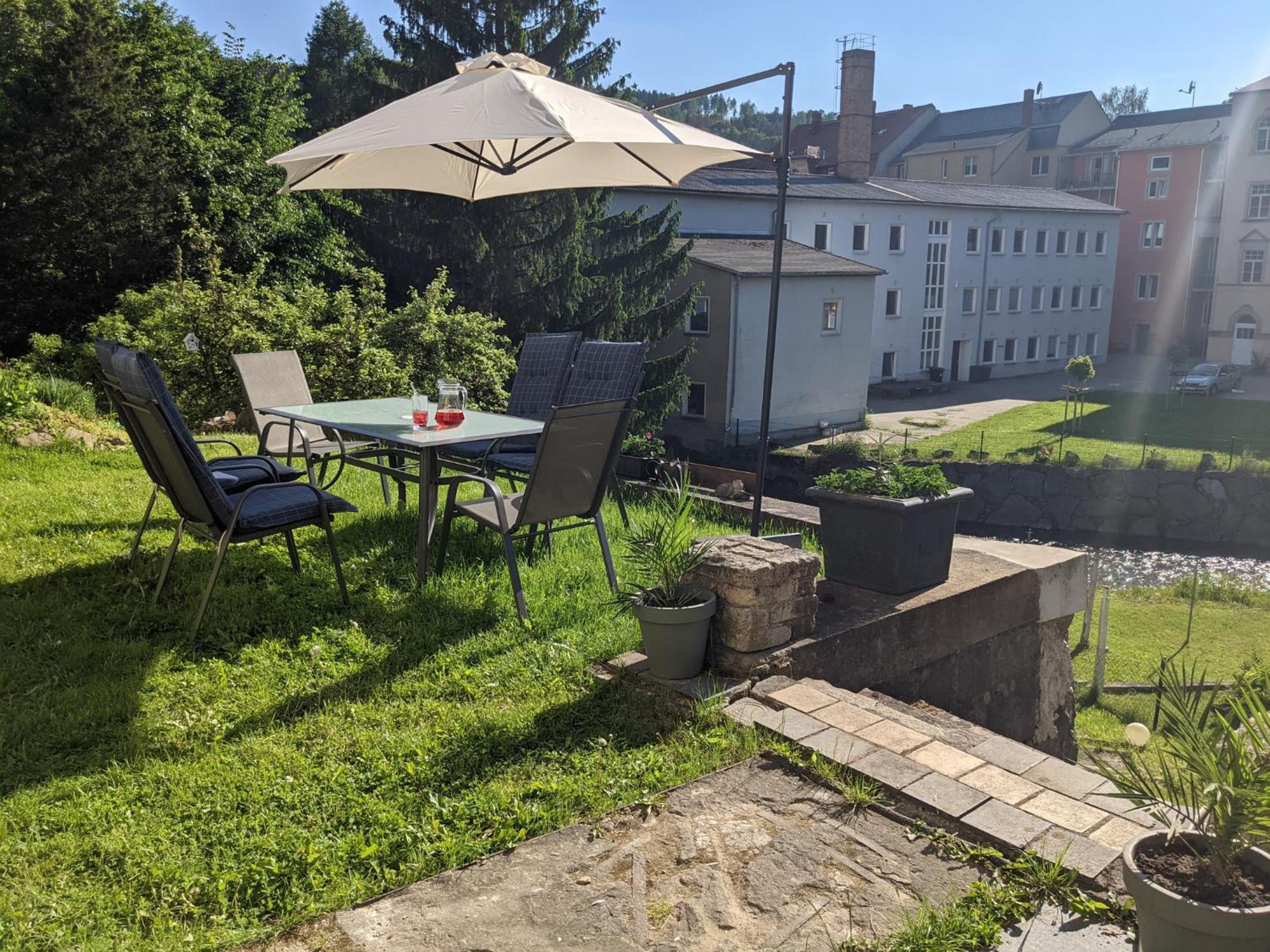 Hw2B - Urlaubsmagie - Wohlfuehlwohnung Mit Balkon, Pool, Sauna & Terrasse Sebnitz Extérieur photo