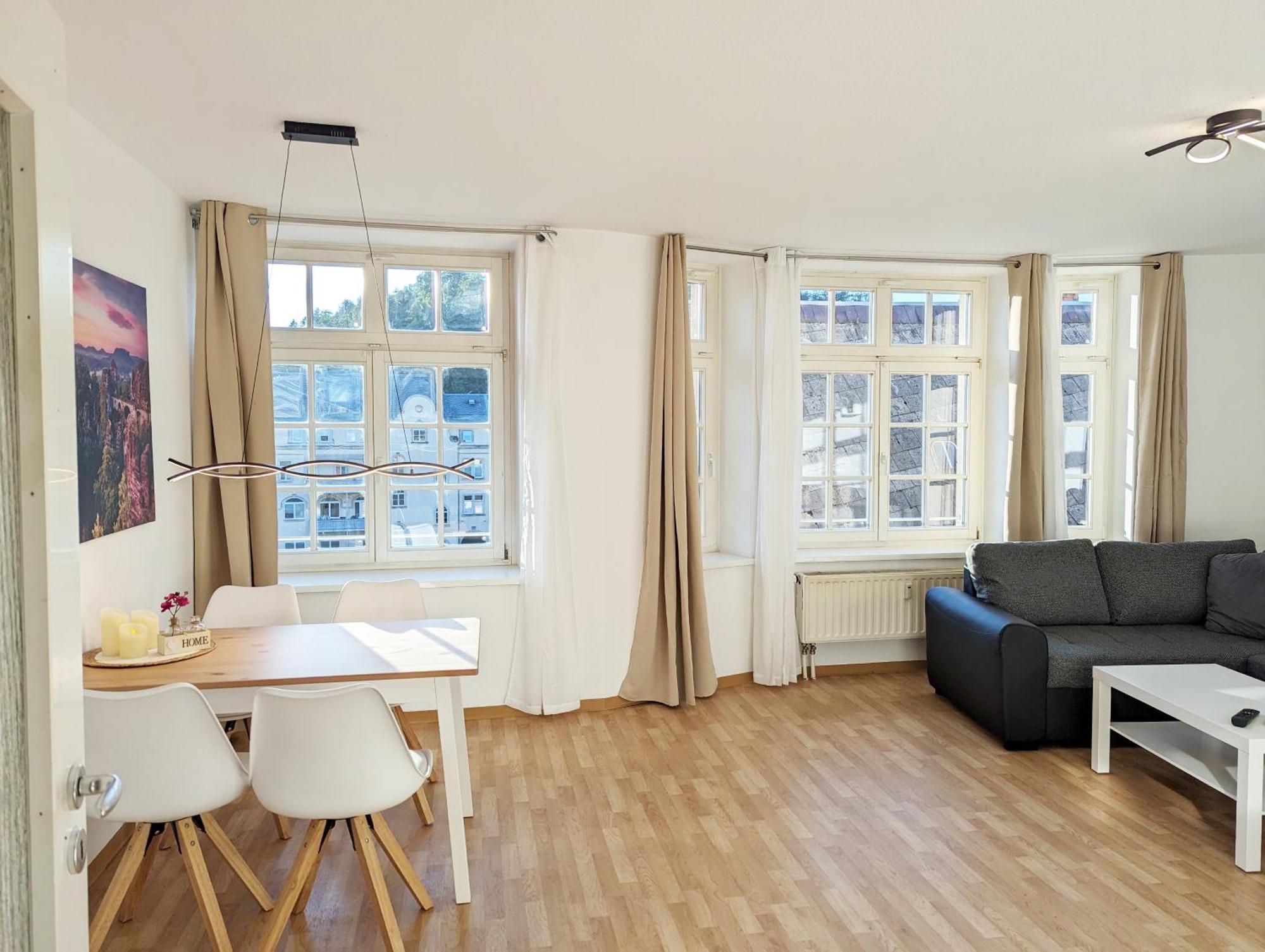 Hw2B - Urlaubsmagie - Wohlfuehlwohnung Mit Balkon, Pool, Sauna & Terrasse Sebnitz Extérieur photo